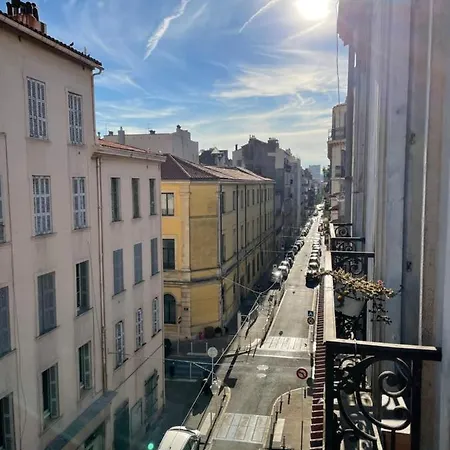 Agreable Et Confortable 2 Pieces Au Coeur De * Toulon