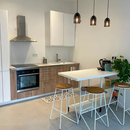 Agreable Et Confortable 2 Pieces Au Coeur De
